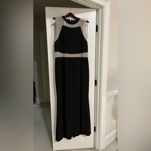 Beautiful Beaded Column Dress w/slight mermaid in Black- perfection NWT